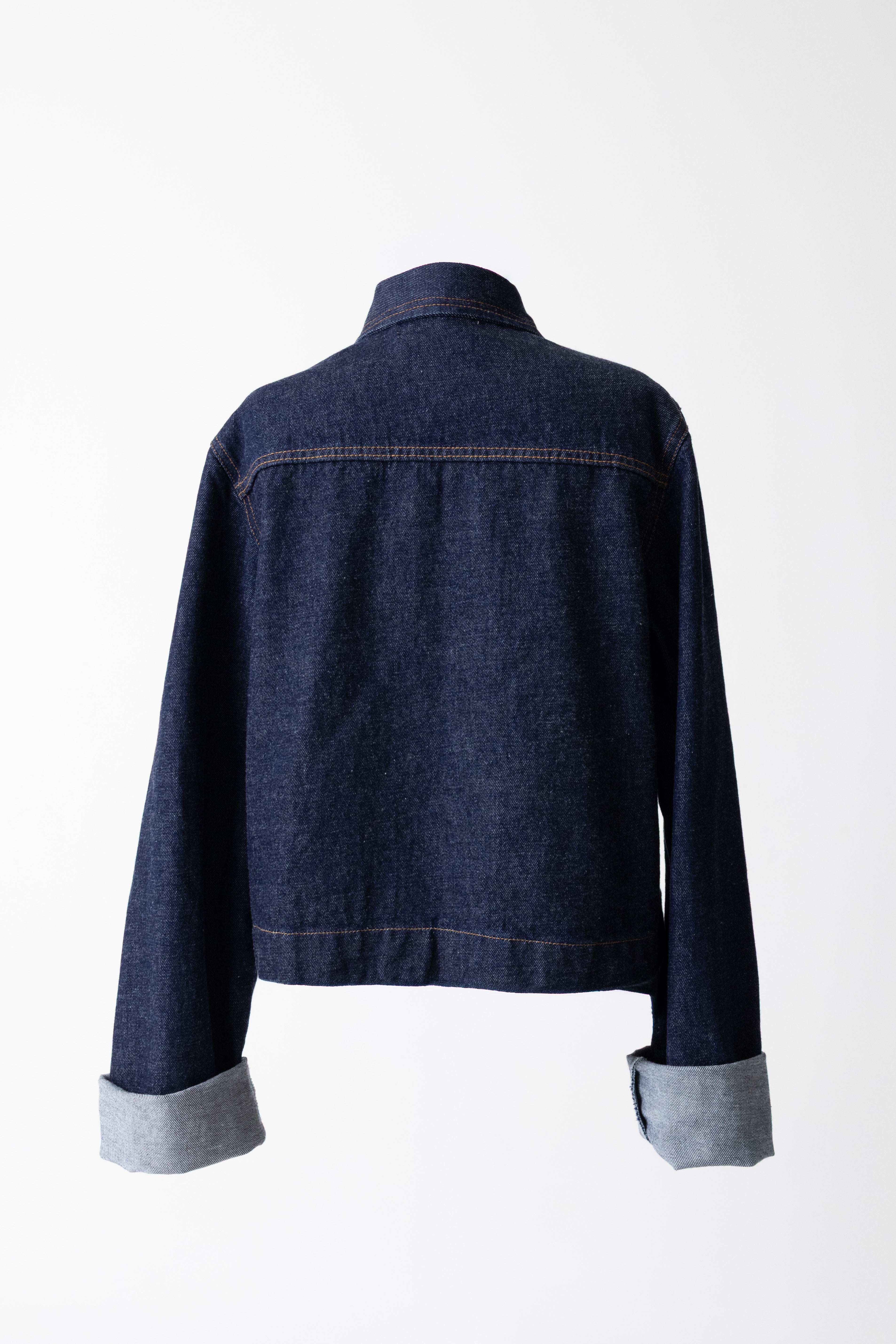 Jaqueta jeans - bordado ocre.