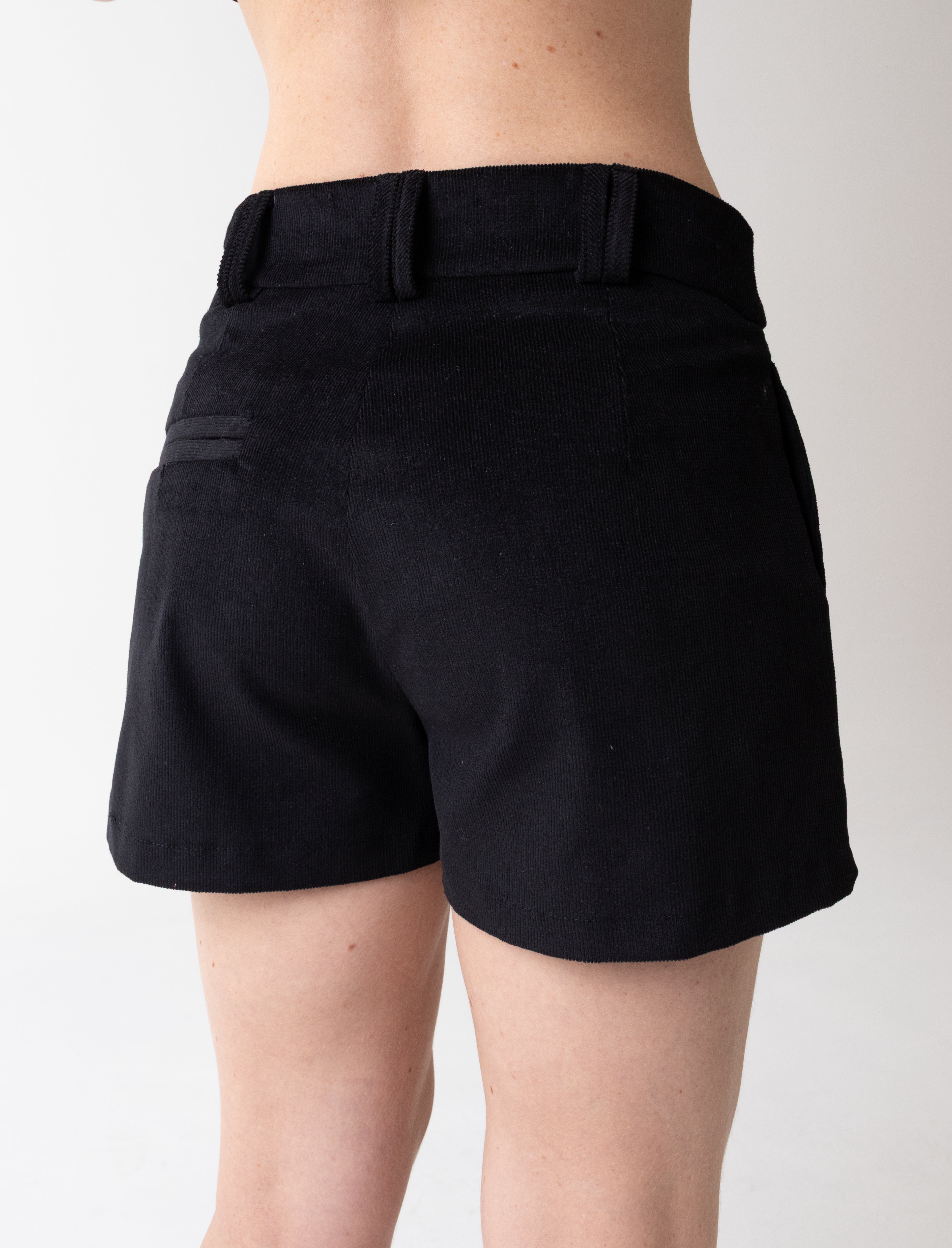 Mini Shorts Veludo Cotelê - Têre Studio